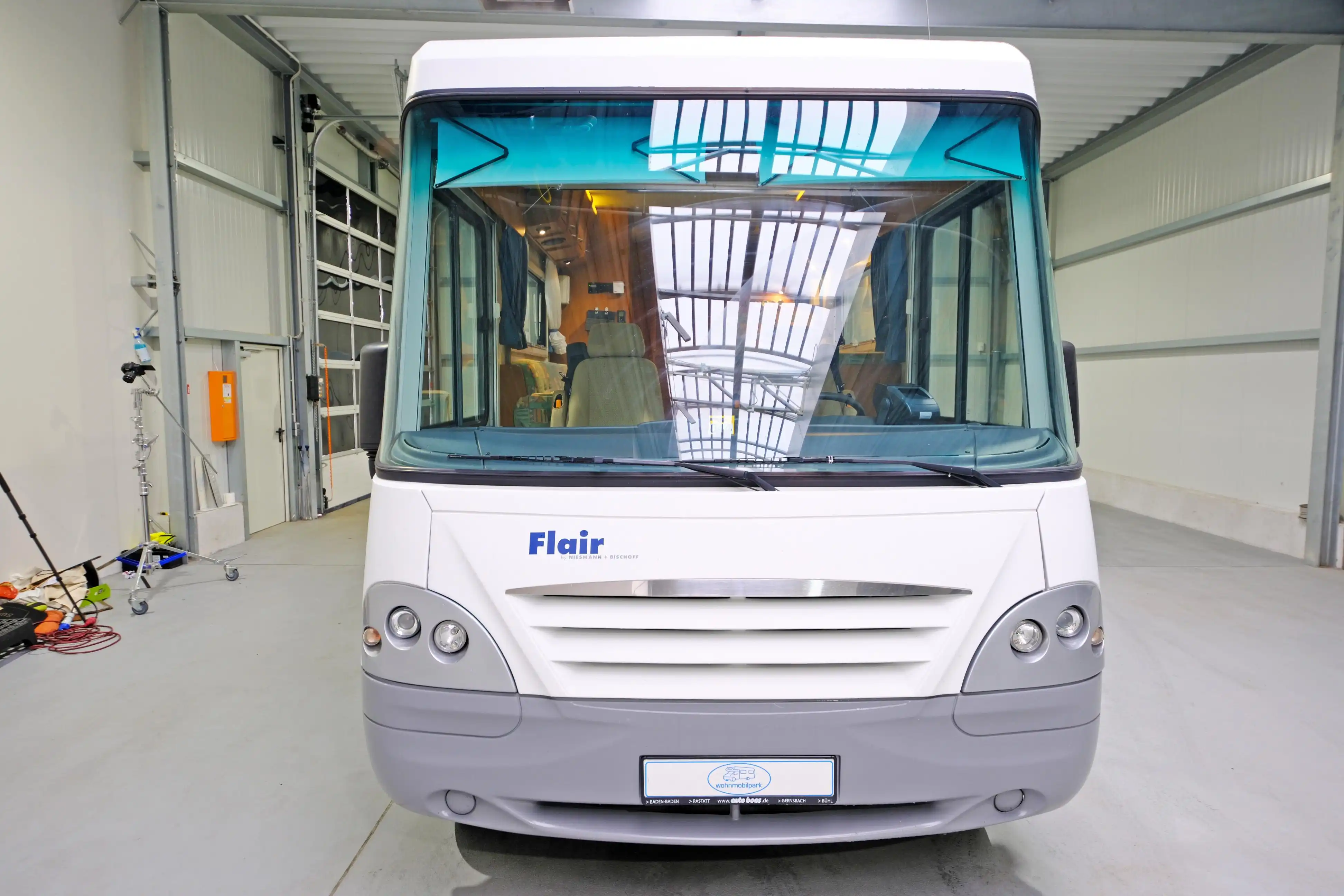 NIESMANN + BISCHOFF Flair I 6100
